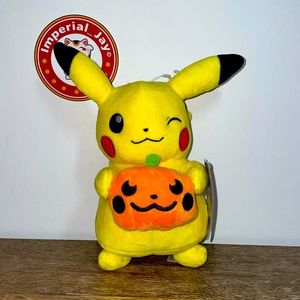 Pokémon Pikachu with Pumpkin 8 Inch Plush